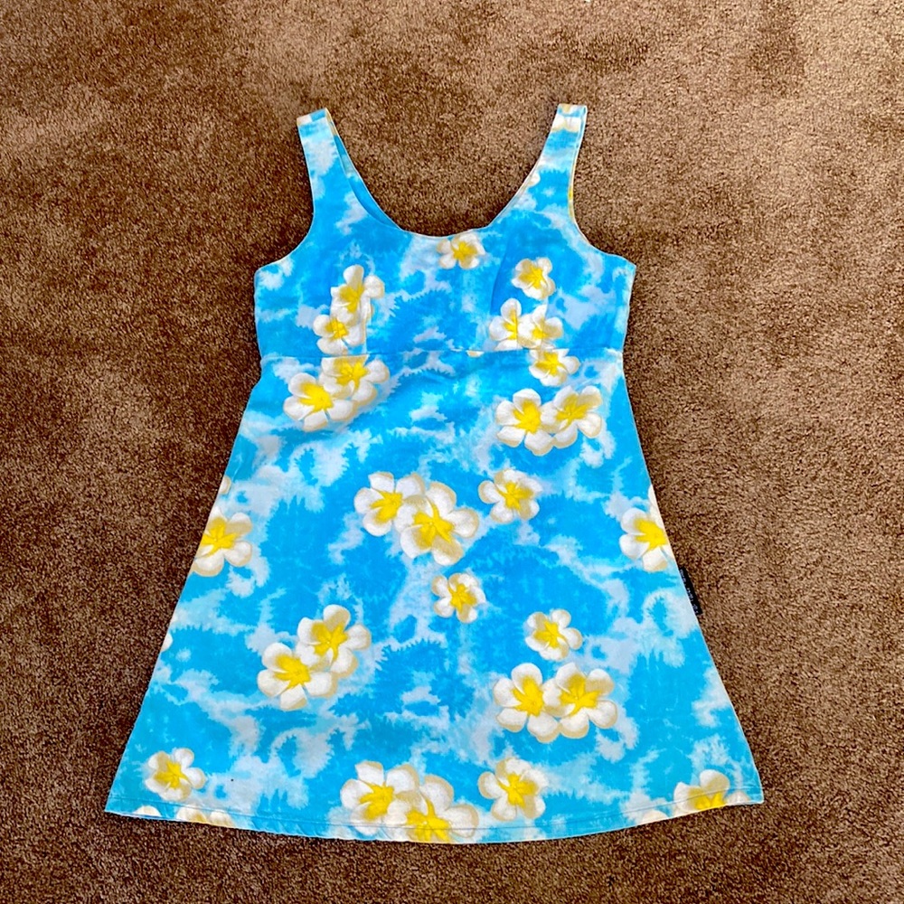 Cute Hawaiian mini dress.